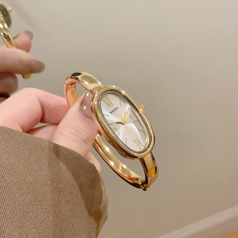 Luxury Watch Dial - High-end Women's Roman Scale Quartz Watch