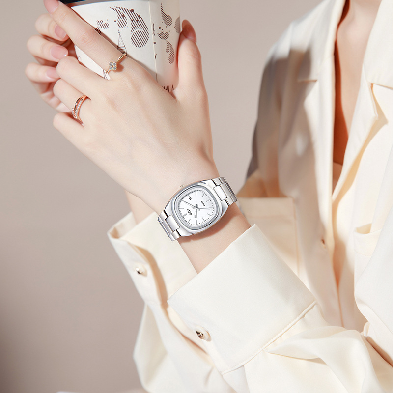 UTHAI CQ361 Fashionable Women  - Luxury Women'S Watch recension och pris